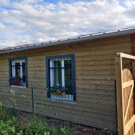 Gîte de la Vallée Genneville Exterior foto